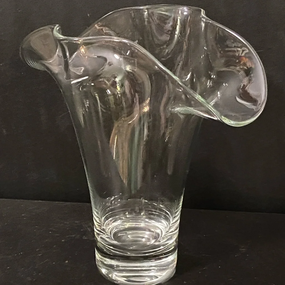 Crate & Barrel Wave Fan Crystal Clear Glass Vase krosno Poland